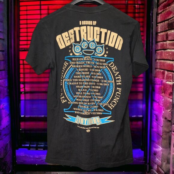 Five Finger Death Punch A Decade Of Destruction Continues - Picture 2 of 5